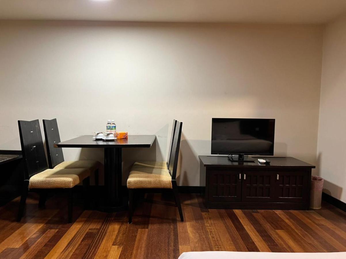 Raintree Resort Suites Petaling Jaya Dış mekan fotoğraf