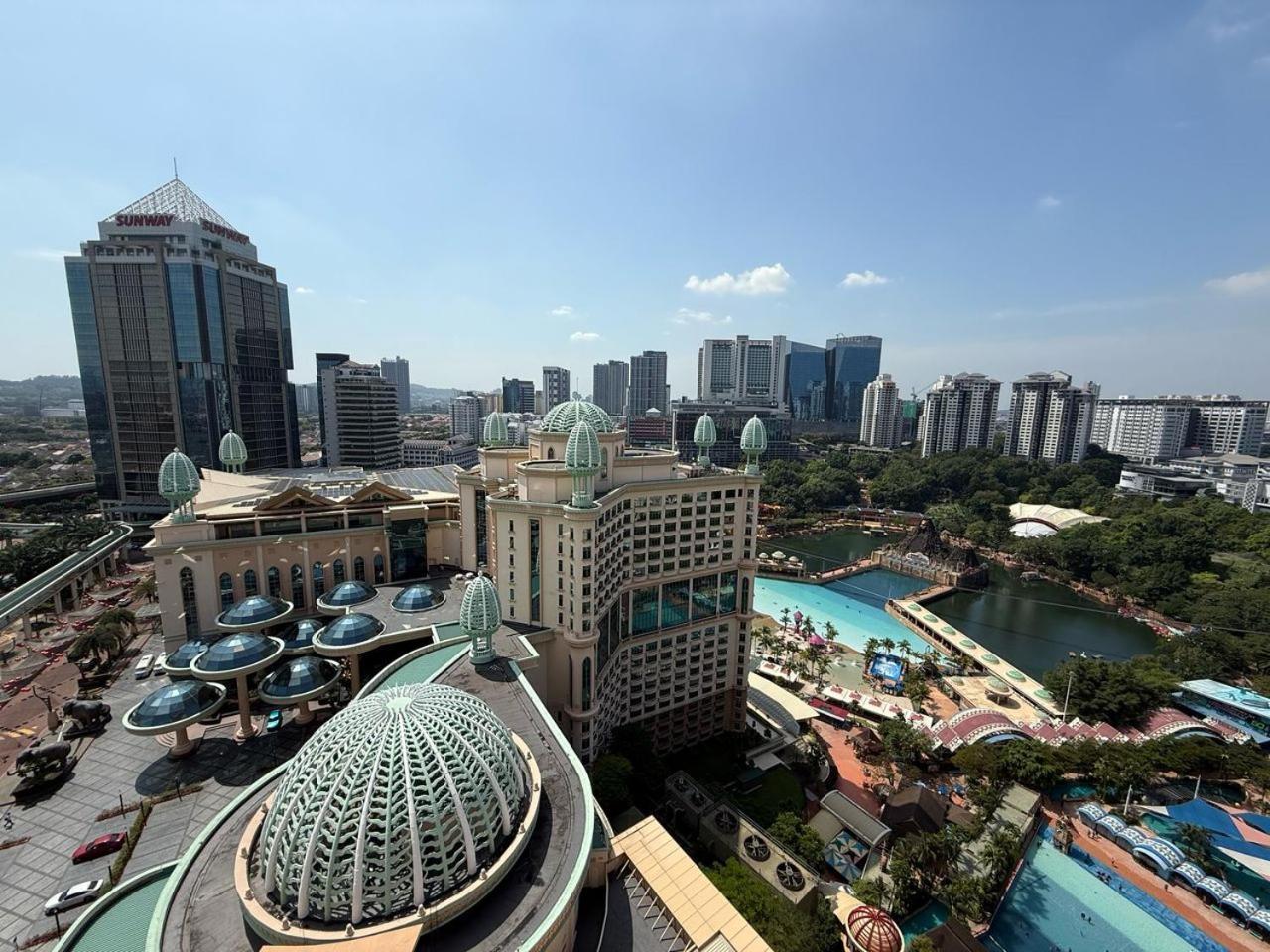 Raintree Resort Suites Petaling Jaya Dış mekan fotoğraf